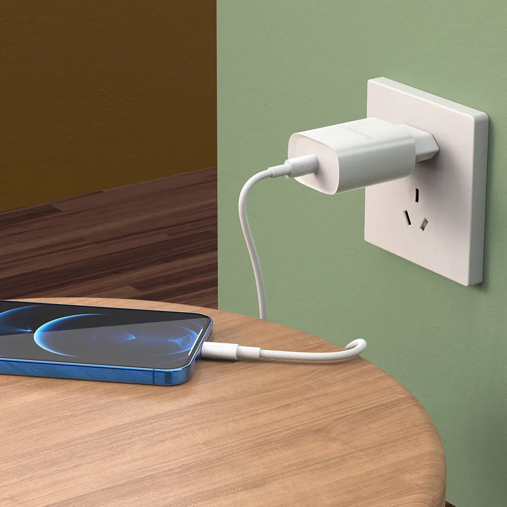 סט ראש מטען מהיר וכבל USB-C ל-Lightning, טעינה מהירה PD20W, לבן