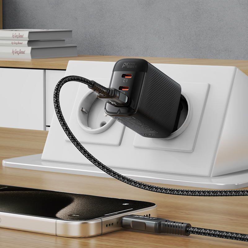 ראש מטען מהיר בעל 2 יציאות USB-C ויציאת USB-A, טעינה מהירה PD45W, שחור