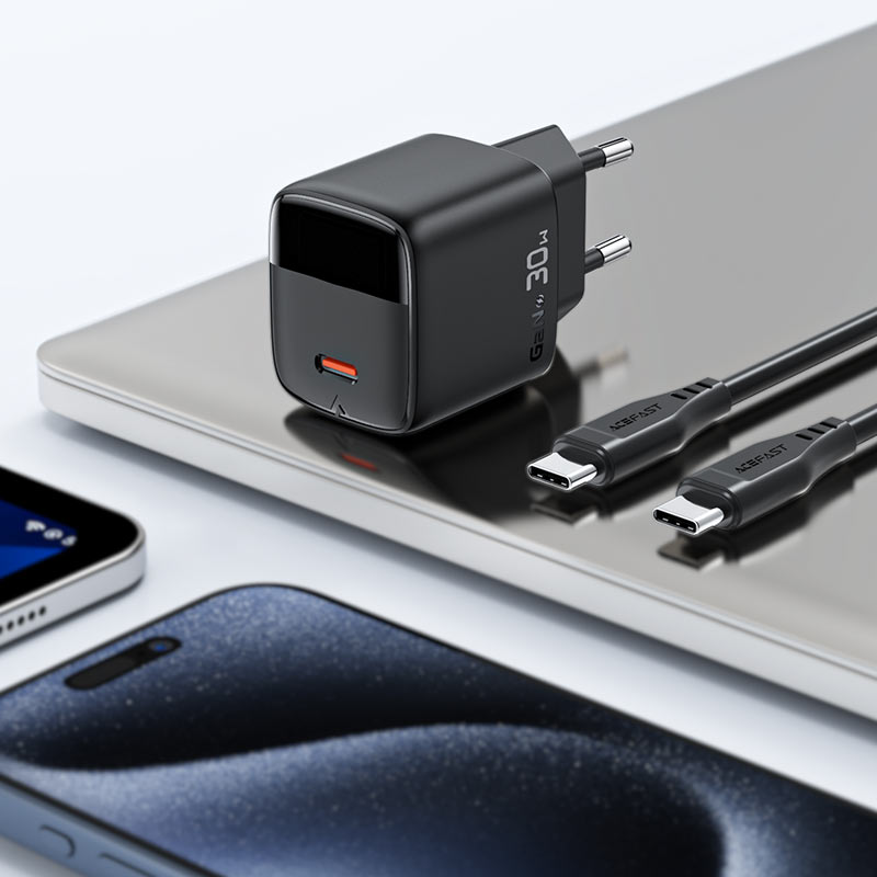 סט טעינה הכולל ראש מטען מהיר USB-C וכבל USB-C ל-USB-C, טעינת PD30W מהירה, שחור