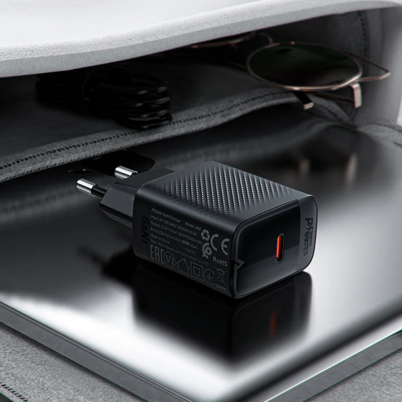 סט טעינה הכולל ראש מטען מהיר USB-C וכבל USB-C, טעינת PD20W מהירה, שחור