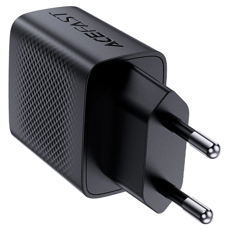 סט טעינה הכולל ראש מטען מהיר USB-C וכבל USB-C, טעינת PD20W מהירה, שחור