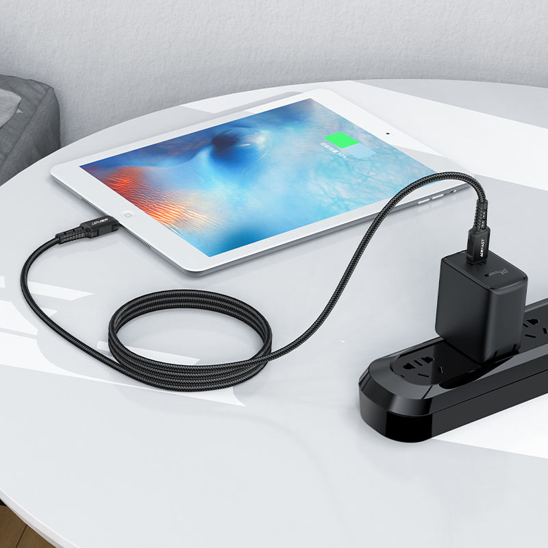 כבל סנכרון וטעינה איכותי USB-C ל-Lightning, מאושר אפל, אורך 1.8 מטר