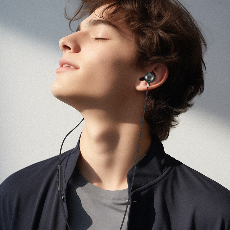 אוזניות חוטיות USB-C עם מיקרופון HD מובנה, שלט מובנה, עיצוב ארגונומי