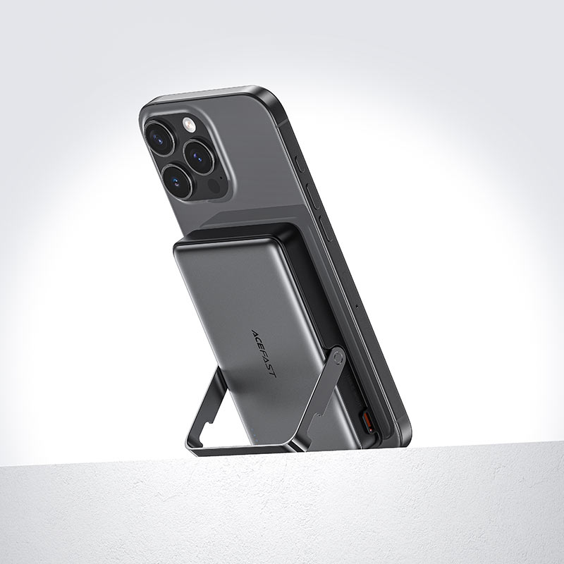 מטען נייד (סוללת גיבוי) 10000mAh לטעינה אלחוטית מגנטית מהירה PD22.5W, סטנד מובנה