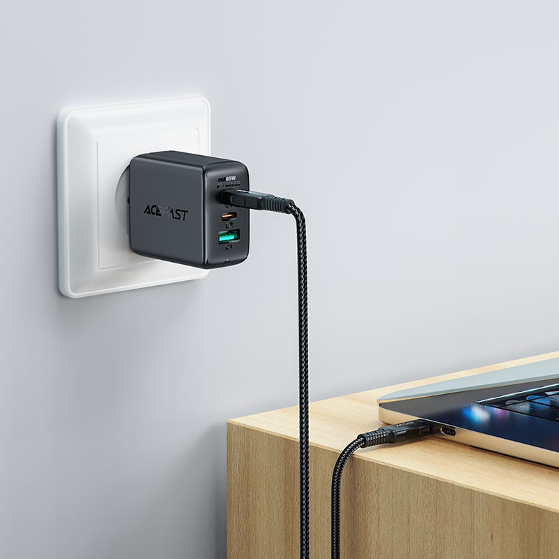 כבל סנכרון וטעינה מהירה USB-C ל-USB-C בחיפוי קלוע, ,תומך בטעינה מהירה עד 100W, אורך 2 מטר