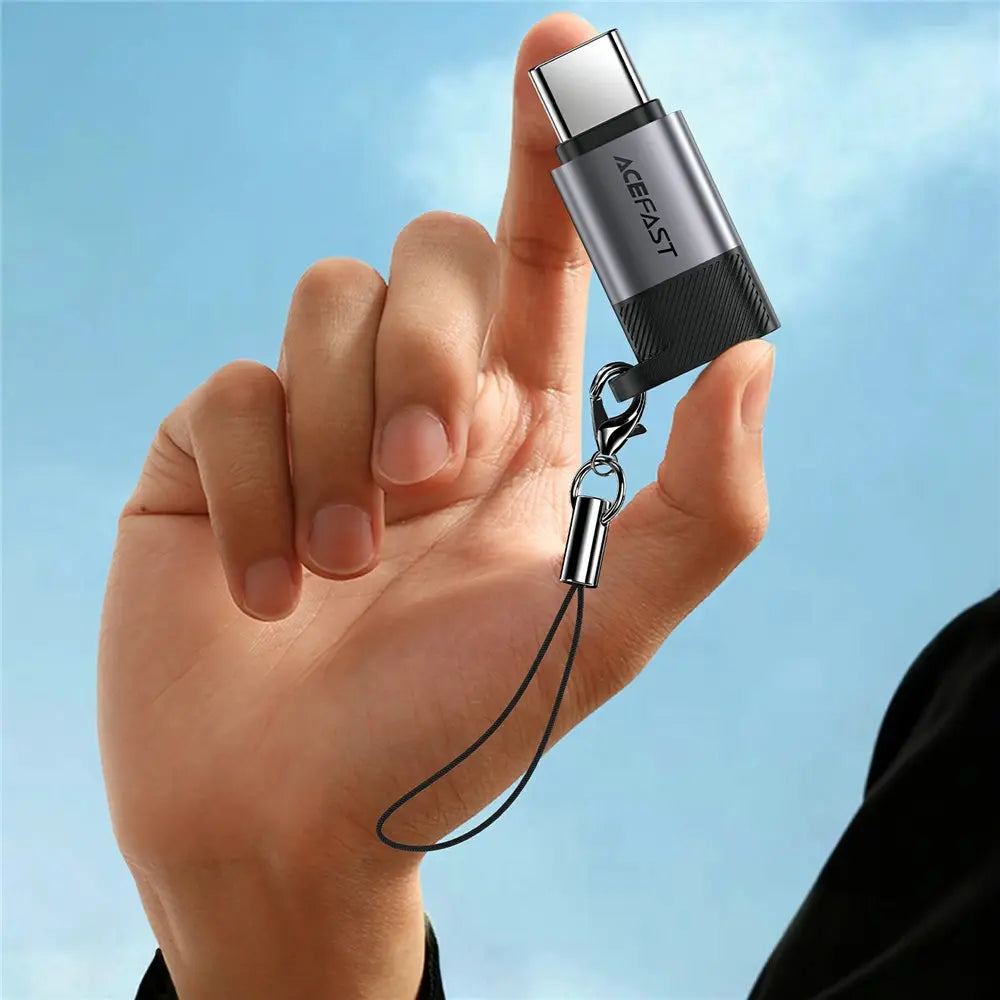 מתאם מ-Lightning ל-USB-C עוצמתי ACEFAST J19 – תמיכה בטעינה מהירה 60W והעברת נתונים, צבע אפור מטאלי