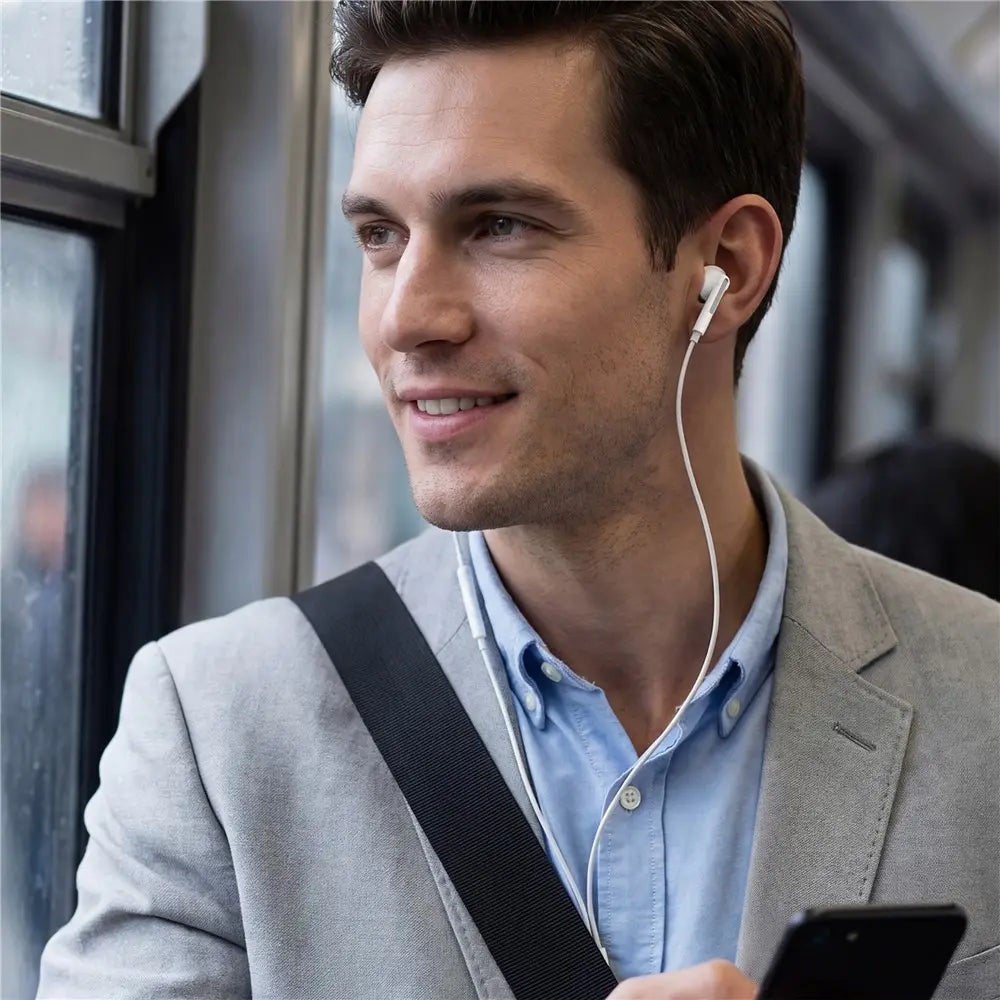 אוזניות חוטיות ACEFAST L13 בחיבור טייפ סי (USB-C) עם מיקרופון HD ושבב DAC – שלט מובנה ומבנה חצי-תוך-אוזן (לבן)