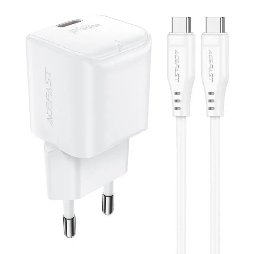 סט מטען מהיר לטלפון הכולל ראש מטען USB-C וכבל USB-C ל-USB-C באורך 1.2 מטר, עיצוב קומפקטי