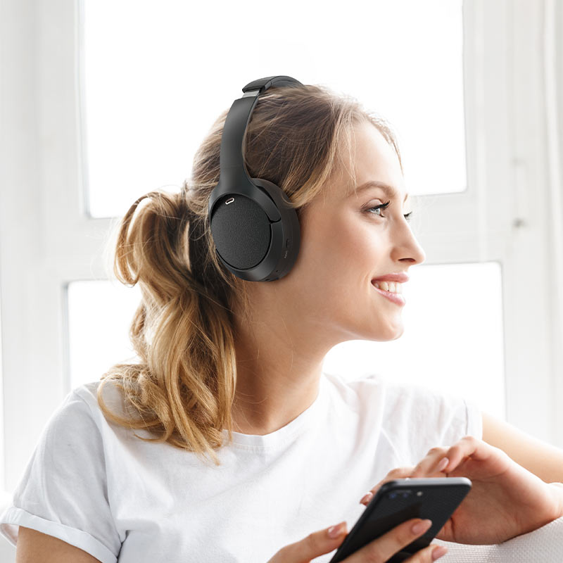 אוזניות אלחוטיות Bluetooth עם סינון רעשים אקטיבי, רמת אטימות IPX4, מתקפלות, שחור